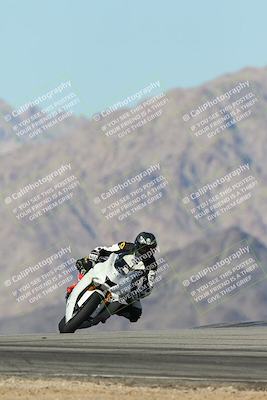 media/Dec-04-2025-Racers Edge (Thu) [[5ebc9f124d]]/3-B Group/6-Session 4 (Turn 9)/